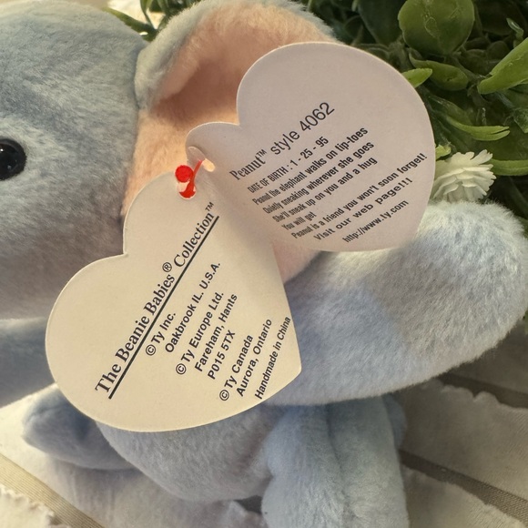 Retired Rare Vintage 1995 Peanut Elephant Beanie Baby Style 4062 DOB 1 - 25 - 95 - Picture 4 of 9